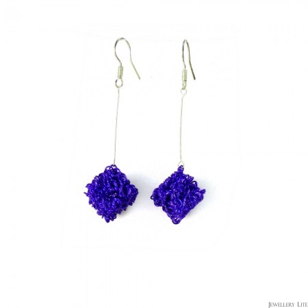http://www.jewellerylite.com/197-816-thickbox/crazy-square-mesh-dark-blue-earrings.jpg