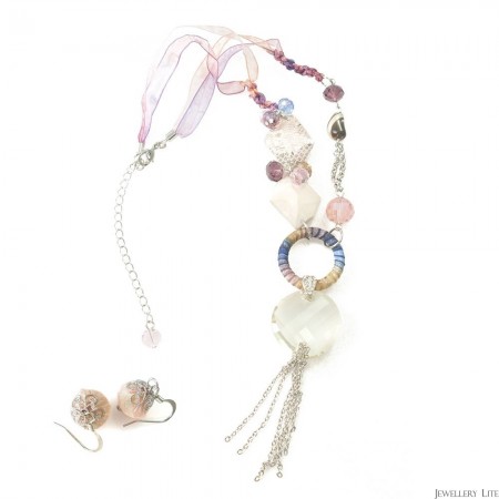 http://www.jewellerylite.com/228-1040-thickbox/amarath-pink-buds-ribbon-necklace-and-earrings-set.jpg