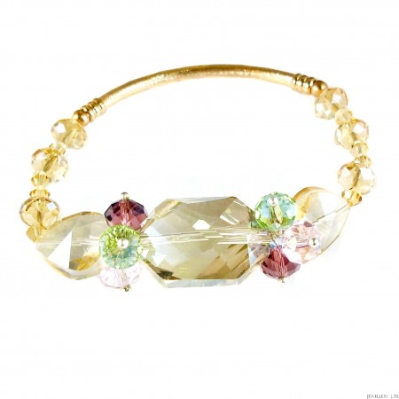 http://www.jewellerylite.com/5-152-thickbox/eurys-hearts-stretch-bracelet.jpg